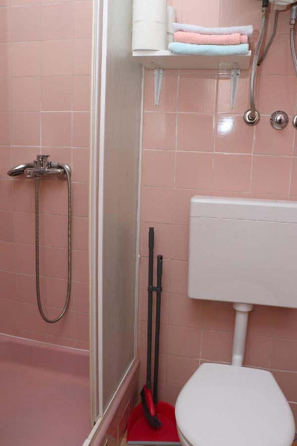 Apartment For One Person Kukljica Εξωτερικό φωτογραφία